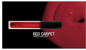 Tinted lipglossy red carpet